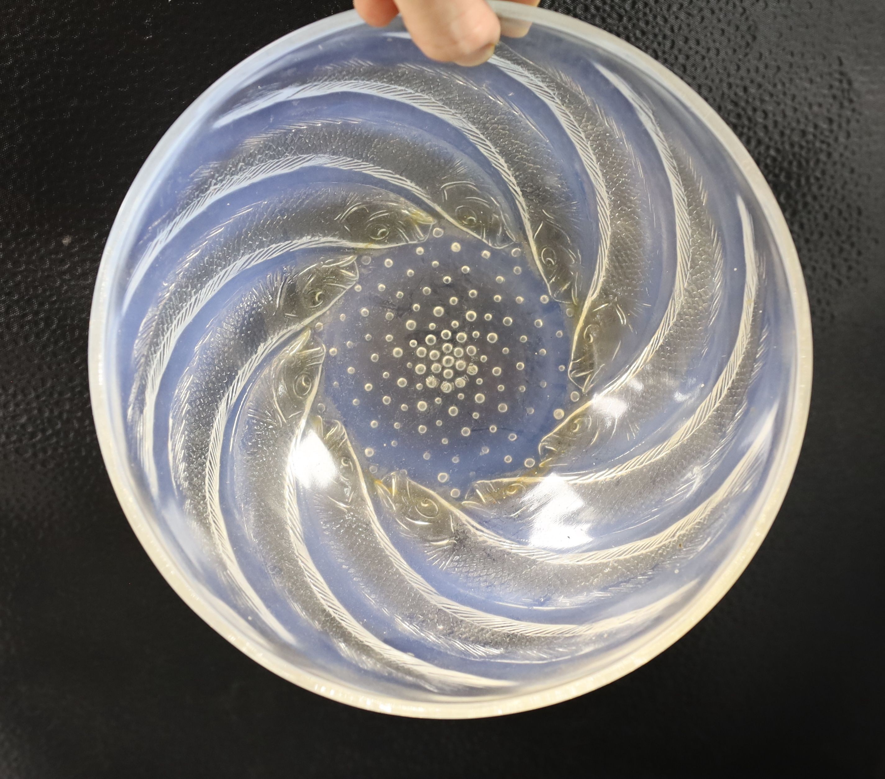 A R. Lalique ‘Poissons' bowl, no.3212, 21 cms diameter.